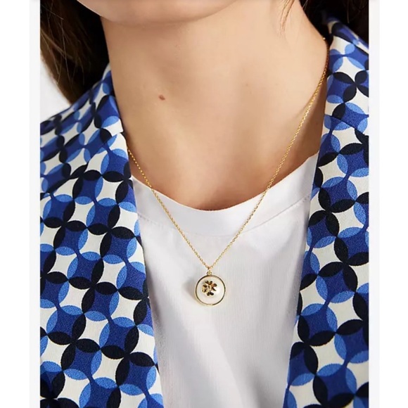 KATE SPADE • Pearls On Pearls Necklace Earrings Set - Picture 2 of 5